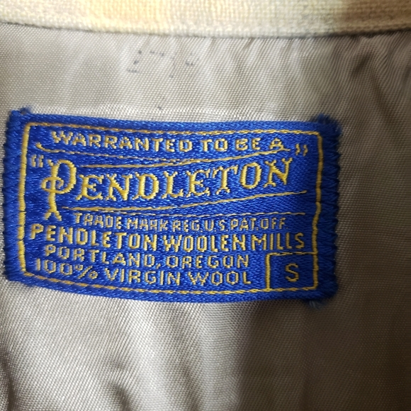 Pendleton Men's Fitted Plaid Board Shirt Light Gray/ Yellow Plaid Sz: Small - Picture 11 of 12